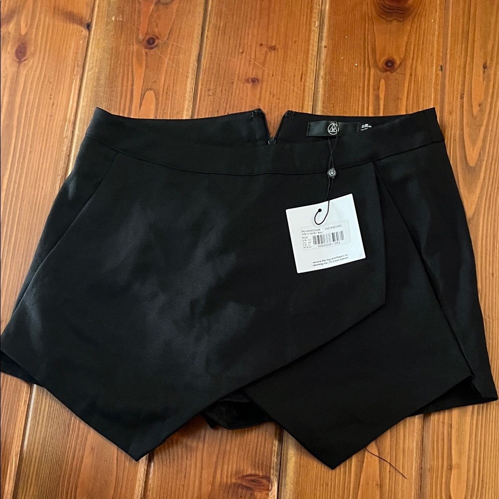 Missguided Verity Skort Black